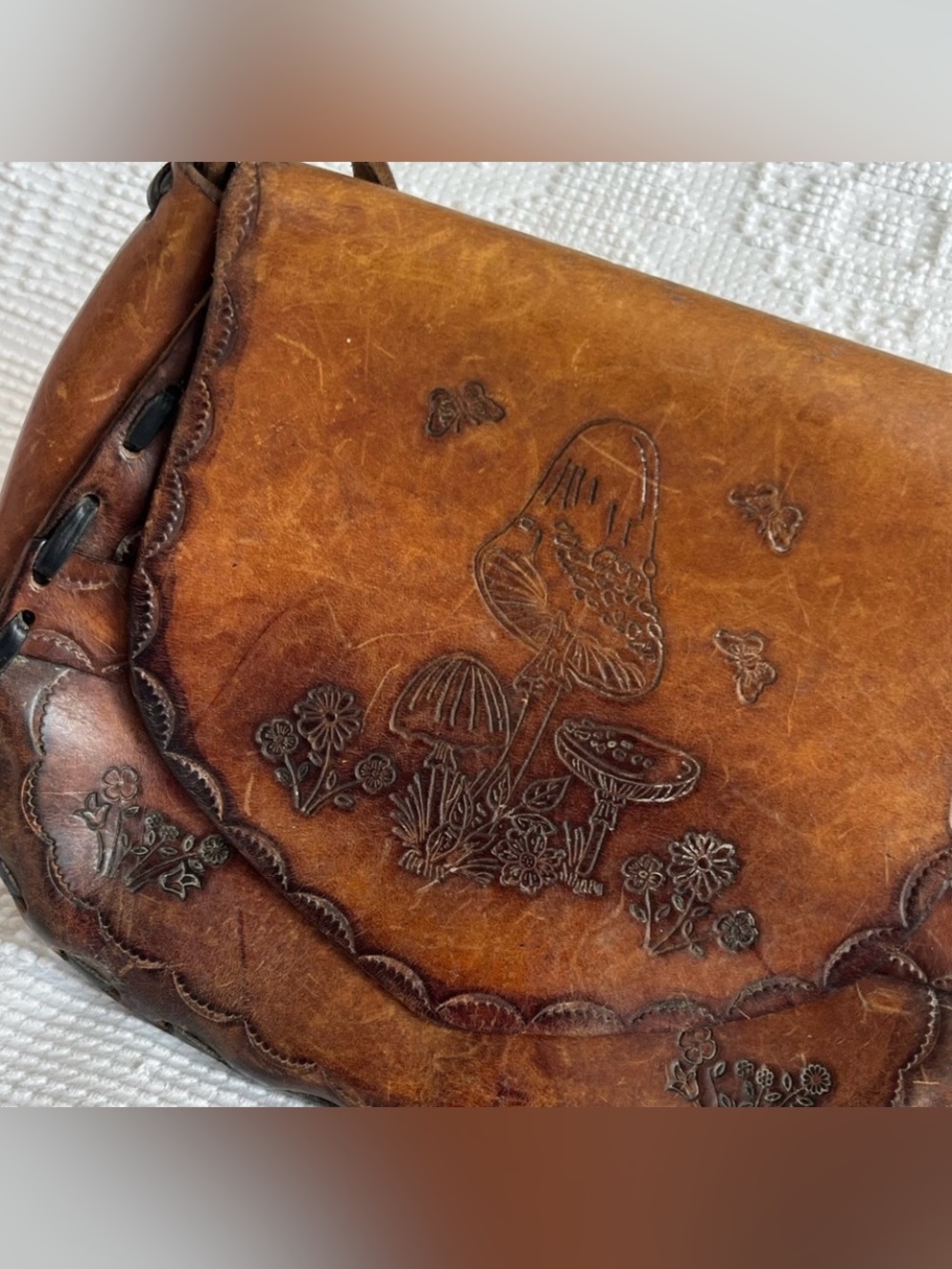 vintage MUSHROOM hand tooled leather bag boho hippie best one I’ve ever seen!